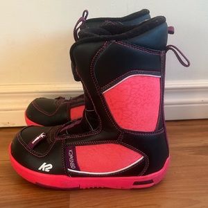 kids size 2 K2 snowboarding boots